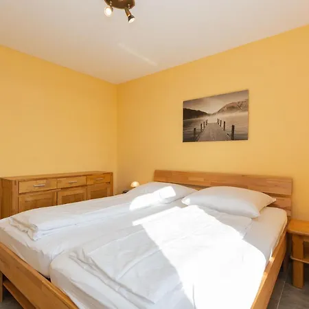 Trafalgar 227 * Cuxhaven